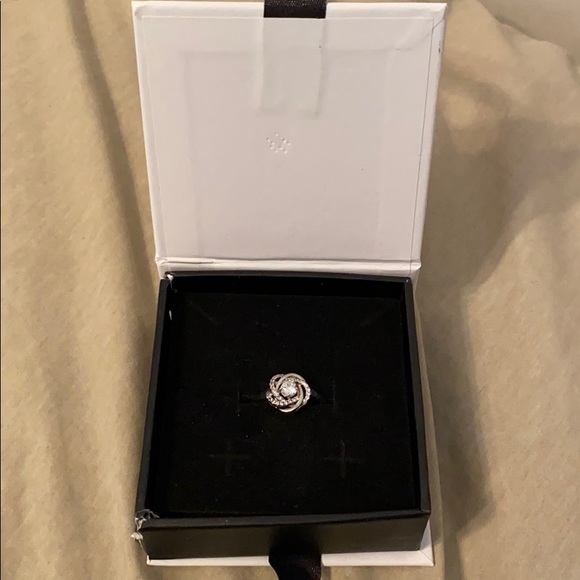 Cate & Chloe Jewelry - Cate & Chloe Stella Cosmic 18K White Gold Plated Ring Size 7